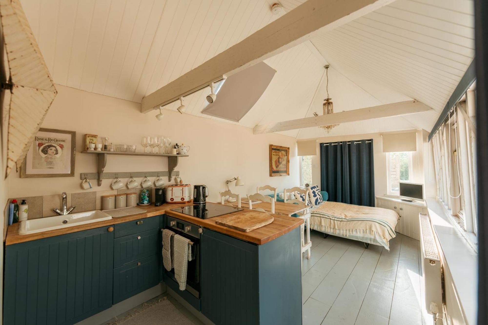 Little Lodge At Blue Door Barns Beddingham Экстерьер фото